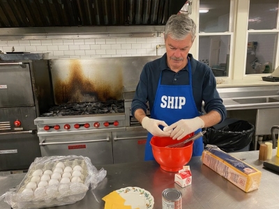 providing lunch to those in needs in summit nj